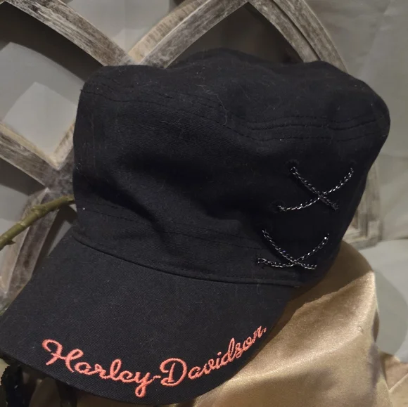 Biker Babe Energy 🏍️ Harley-Davidson Black Cadet Cap Lace Up Chain Detail - Picture 2 of 10